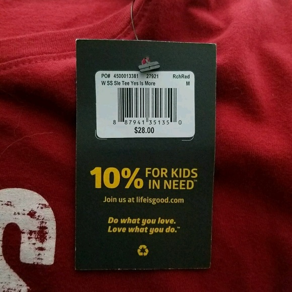 Life Is Good Women's Holiday Sleep T Shirt - Picture 4 of 5